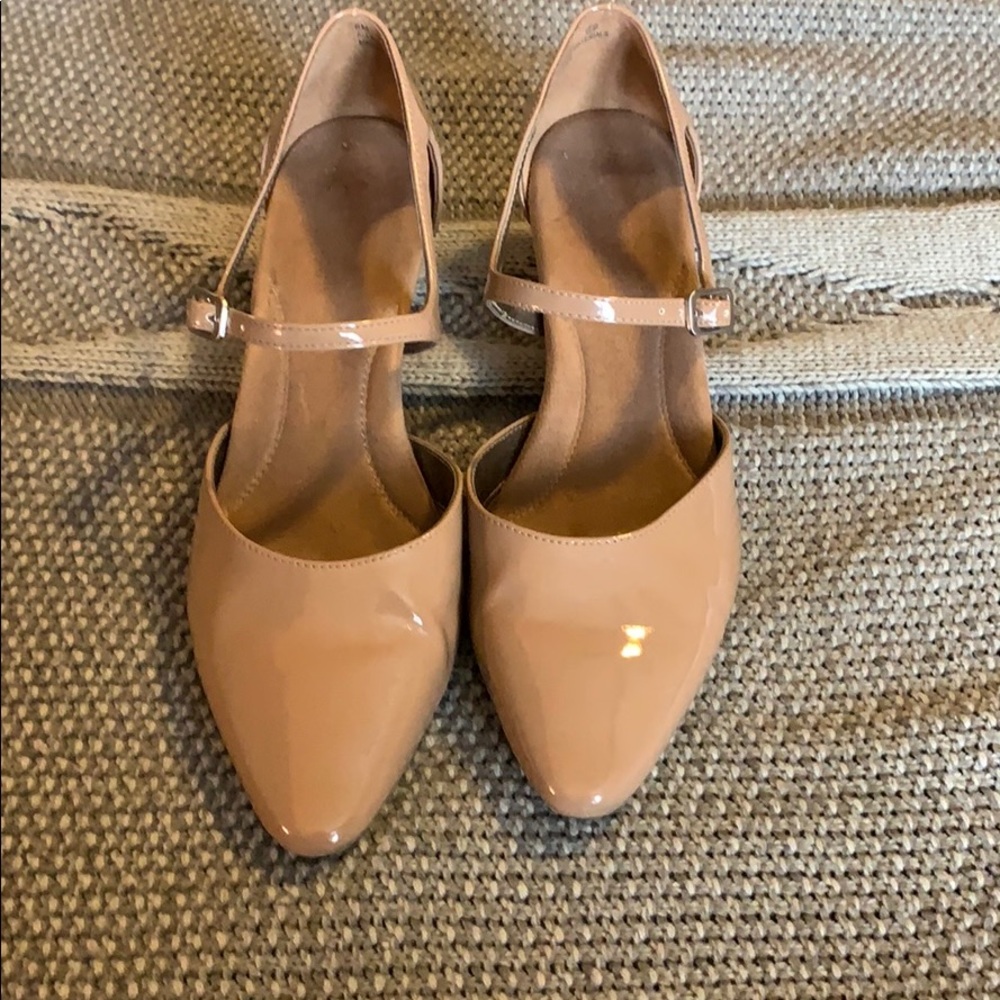Aerosoles Ardent pump